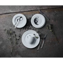 Aida Groovy frokosttallerken hvid 1 stk. 22 cm