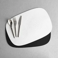 Aida Karim Rashid recycled læder dækkeserviet mozzarella
