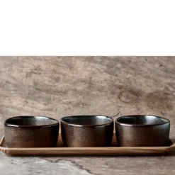 Aida RAW Metallic Brown Organic miniskåle 3 stk med bakke af teaktræ