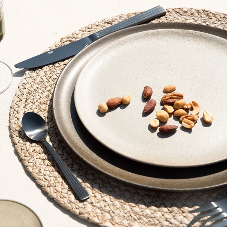 Aida RAW sandy beige frokosttallerken Ø 23 cm
