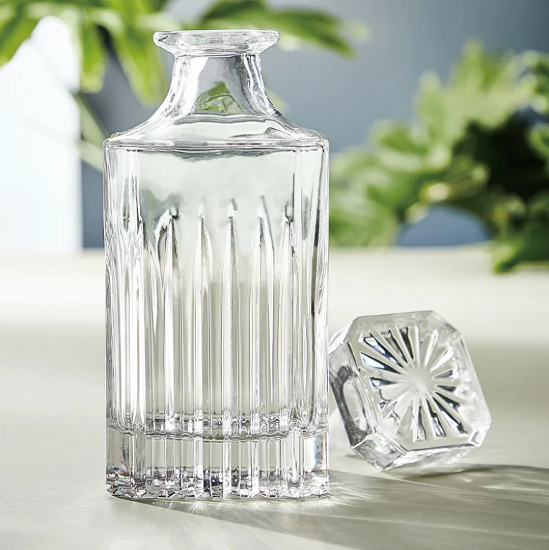 Aida Relief glaskaraffel med låg 0,7 liter
