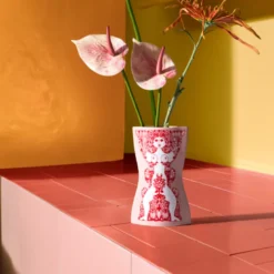 Bjørn Wiinblad Nina vase pink H 16,5 cm
