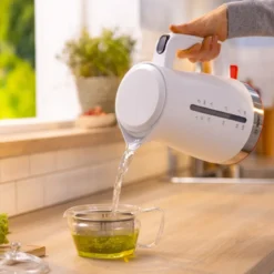 Bosch MyMoment TWK4M221 elkedel hvid & stål 1,7 liter