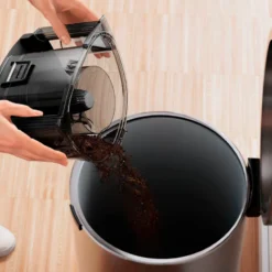 Bosch serie BGS21X320 poseløs støvsuger 2 liter blå