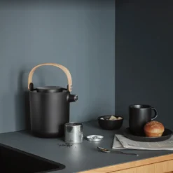 Eva Solo Nordic Kitchen te termokande black 1 liter