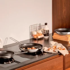 Eva Trio Stainless Steel Slip-let stegepande Ø 28 cm