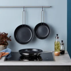 Eva Trio stegepande med keramisk Slip-Let® belægning Ø 20 cm