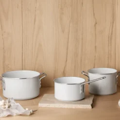 Eva Trio White Line kasserolle keramisk belægning 1,8 liter