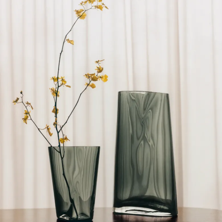 Georg Jensen Lituus vase røget glas H 24 cm