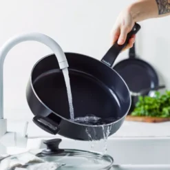 GreenPan Essence sauterpande med låg Ø 28 cm