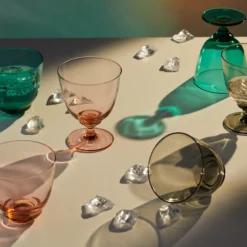 Holmegaard Flow vandglas på fod emerald green 35 cl