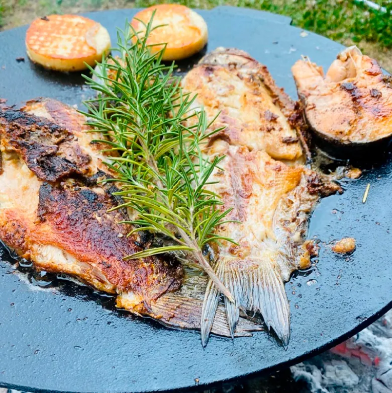 Hâws bålfad med ben i støbejern Ø 44 cm