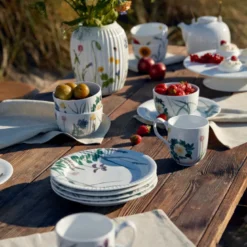 Kähler Hammershøi Summer 2026 coastal flower krus 33 cl
