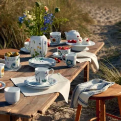 Kähler Hammershøi Summer 2026 coastal flower krus 33 cl