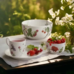 Kähler Hammershøi Summer 2025 wildflower krus 33 cl