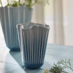 Kähler Hammershøi Unfold vase blå H 16,5 cm