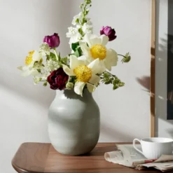 Kähler Omaggio vase creme/mint tone H 20 cm