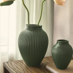 Knabstrup Keramik Ripple mat vase mørkegrøn H 27 cm