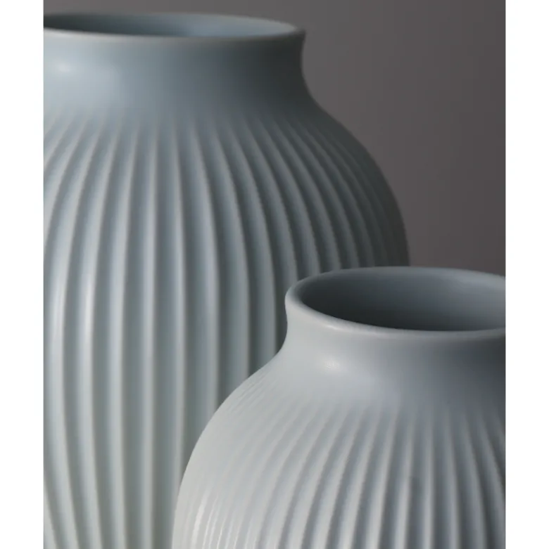 Knabstrup Keramik Ripple vase mat lyseblå H 27 cm