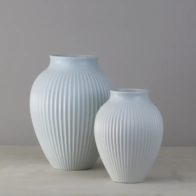 Knabstrup Keramik Ripple vase mat lyseblå H 27 cm