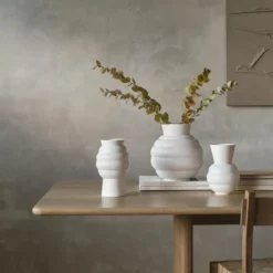 Knabstrup Keramik Tortus Archie vase No1 hvid H 21 cm