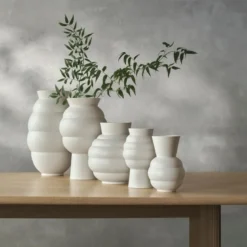 Knabstrup Keramik Tortus Archie vase No5 hvid H 41,5 cm