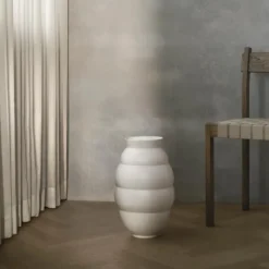 Knabstrup Keramik Tortus Archie vase No5 hvid H 41,5 cm
