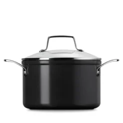 Le Creuset Essential gryde med keramisk belægning 20 cm 3,8 liter