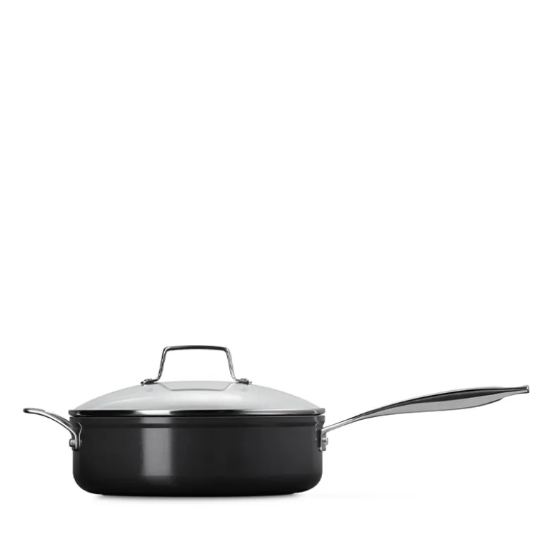 Le Creuset Essential sauterpande med keramisk belægning 26 cm 4 liter