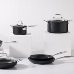 Le Creuset Essential stegepande med keramisk belægning 24 cm