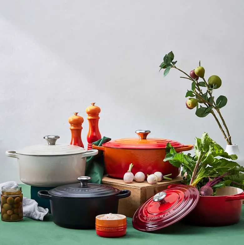 Le Creuset Signature støbejerns rund gryde 22 cm matte black