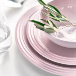 Le Creuset Signature stentøj dyb tallerken 16cm Shell Pink