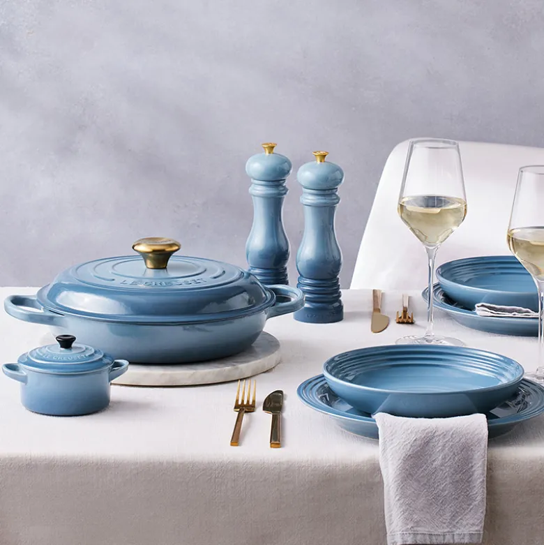 Le Creuset Signature stentøj middagstallerken 27cm Chambray