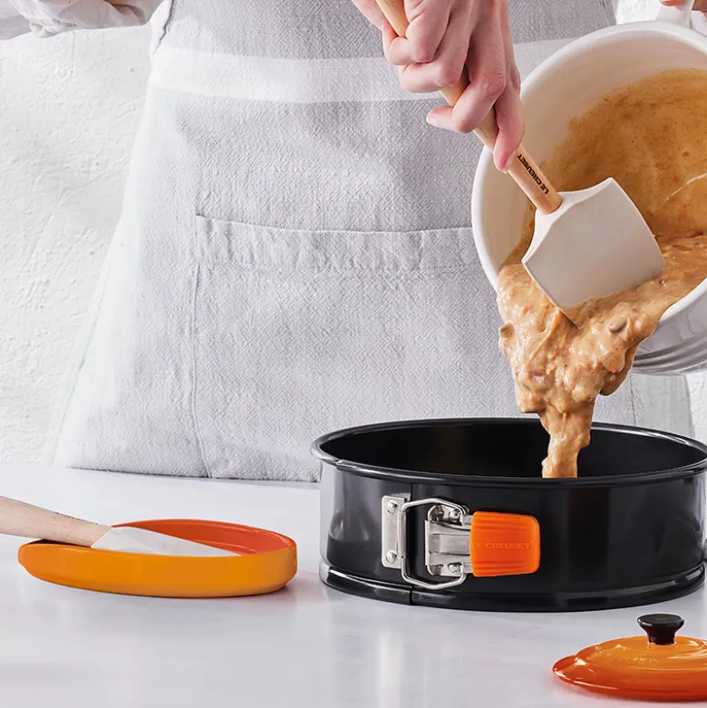 Le Creuset Signature stentøj oval grydeskeholder Volcanic