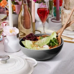 Le Creuset Signature stentøj serveringsskål 24cm Flint