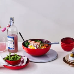 Le Creuset Signature stentøj serveringsskål 24cm Cerise