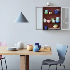 Lyngby Porcelæn Rhombe Color æggebæger blå