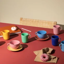 Lyngby Porcelæn Rhombe Color kop med hank gul 33 cl