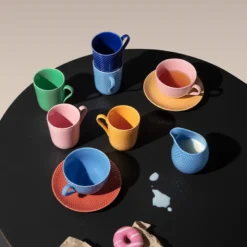 Lyngby Porcelæn Rhombe Color kop med hank gul 33 cl