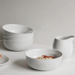 Lyngby Porcelæn Rhombe Color skål hvid Ø 15,5 cm