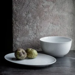 Lyngby Porcelæn Rhombe serveringsfad hvid 35 cm