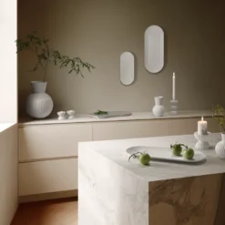 Lyngby Porcelæn Tura ovalt serveringsfad hvid 48x20 cm