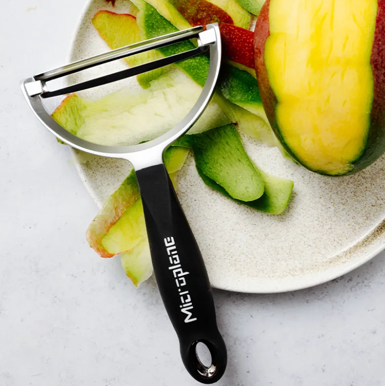 Microplane Professional XL skrællekniv sort