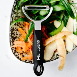 Microplane Professional Y-skræller lige sort