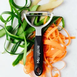 Microplane Professional Y-skræller lige sort