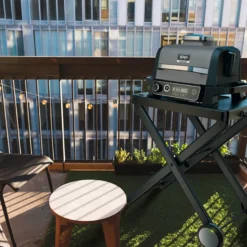 Ninja Woodfire Ninja OG701 Woodfire elgrill og røgeovn sort 2400 watt