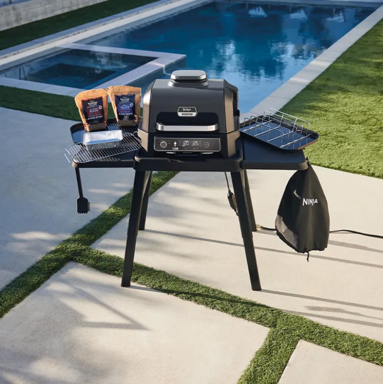 Ninja Woodfire Pro Connect XL OG850EUA elektrisk grill sort
