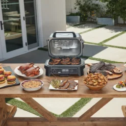 Ninja Woodfire Pro Connect XL OG850EUA elektrisk grill sort
