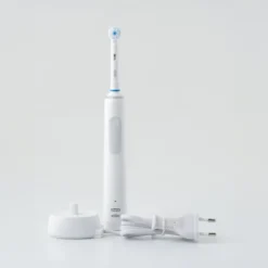 Oral-B Pro 3000 Sensitive White elektrisk tandbørste