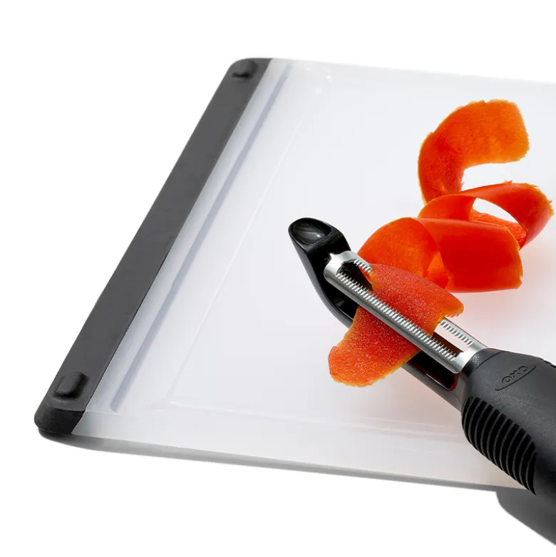 OXO Good Grips skræller med riflet blad